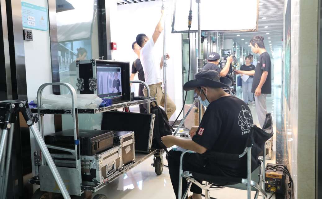 1-220Q320540Y47.jpg 1-220Q320540Y47.jpg