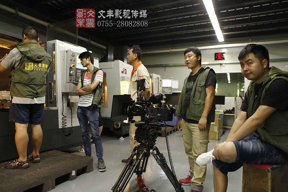 拍摄企业宣传片时如何选择合适的服装道具 拍摄企业宣传片时如何选择合适的服装道具