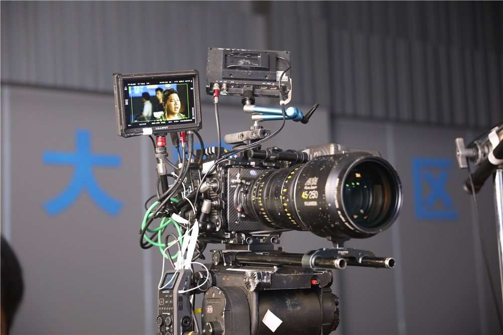 企业宣传片拍摄中的运镜技巧