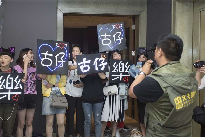 企业宣传片后期制作中的音效合成技巧