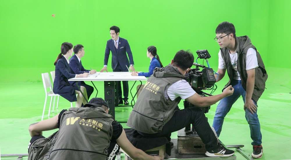 企业宣传片中的品牌口号融入策略