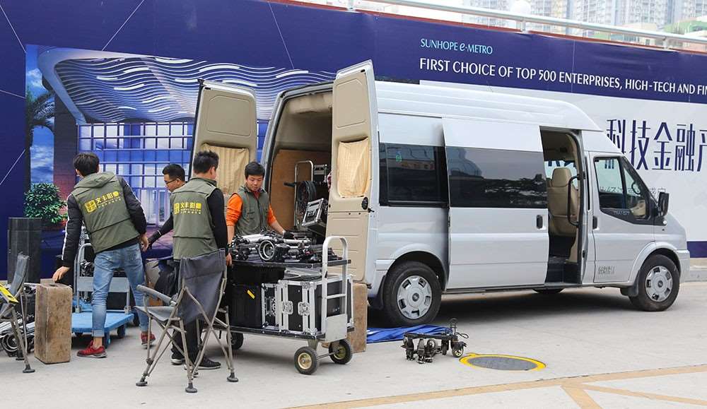 企业宣传片拍摄中的镜头运动技巧揭秘